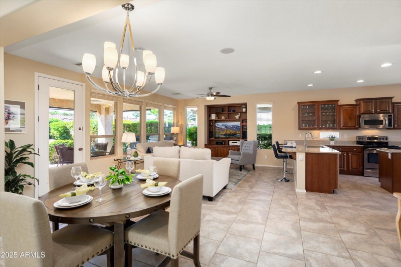 WONDERFUL OPEN FLOOR PLAN--