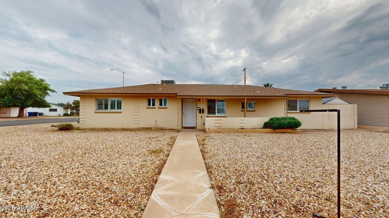 1421-W-Sixth-Pl-10112025_205959