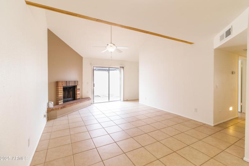 living room (1 of 1)