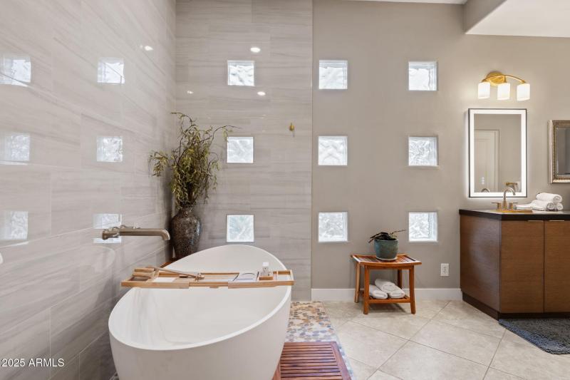 15-web-or-mls-DSC_1015