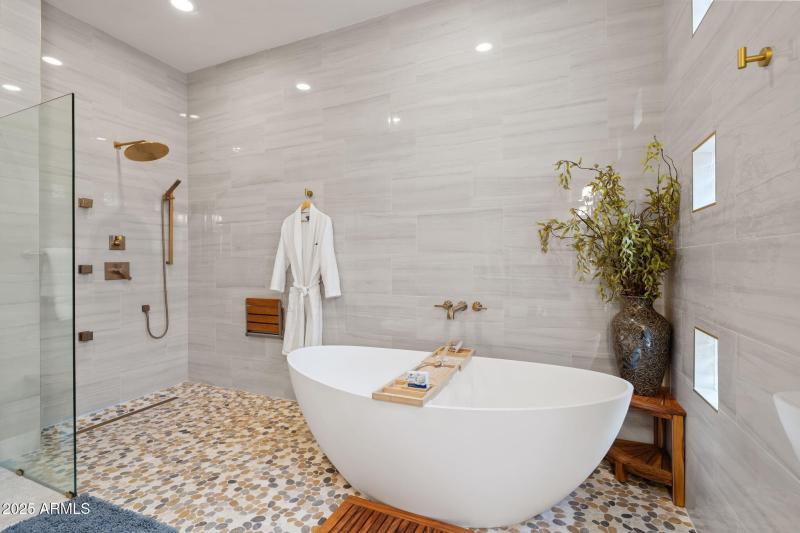 19-web-or-mls-DSC_1019