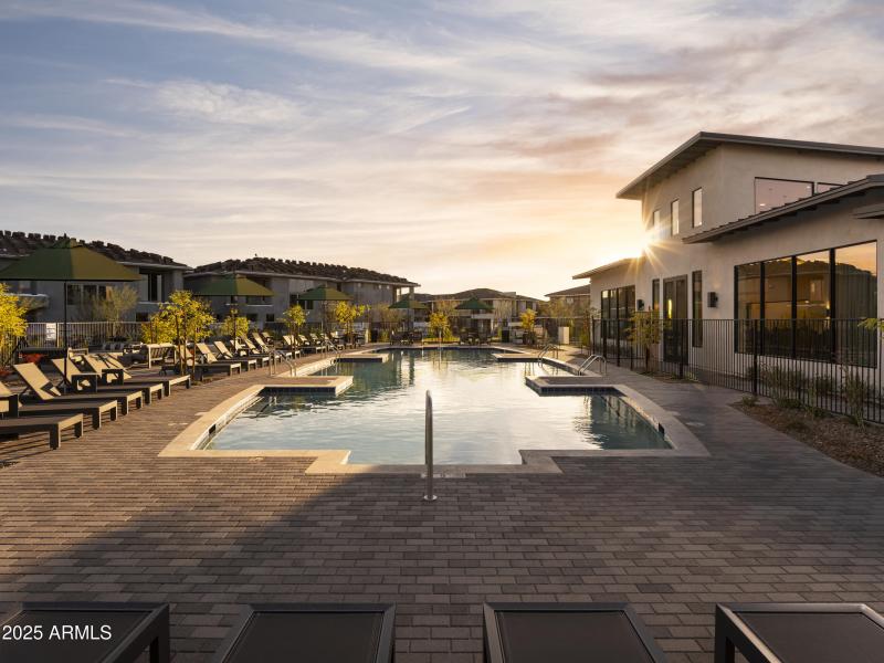 Valle_Norte_Clubhouse_Pool_9239_conversi