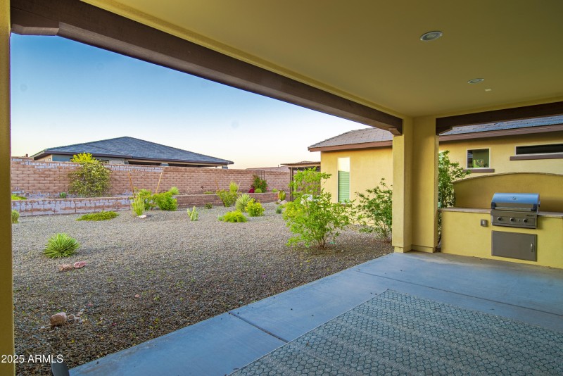 3921 Gold Ridge Rd00038