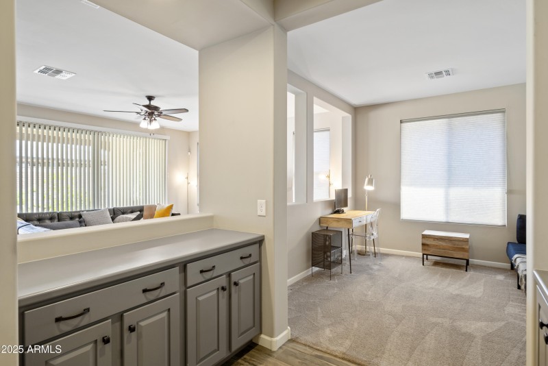 3921 Gold Ridge Rd00028