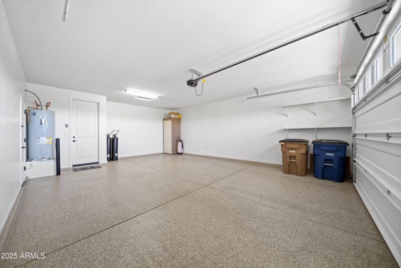 3921 Gold Ridge Rd00016