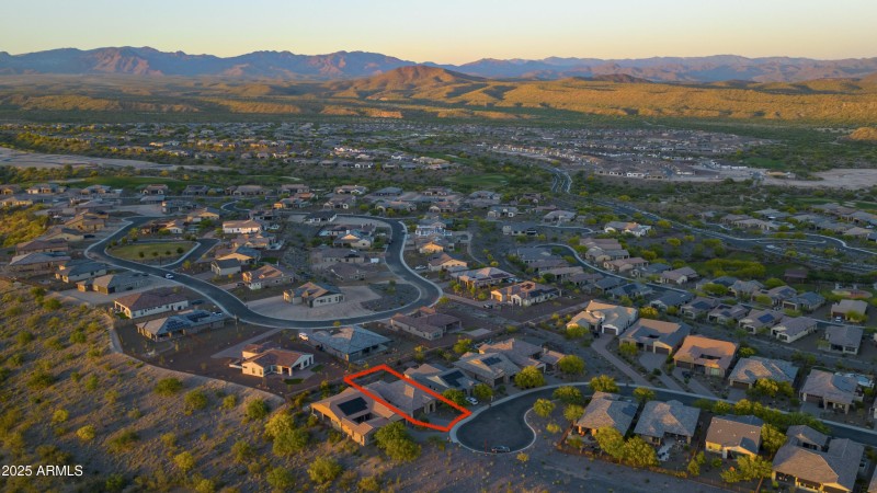 3921 Gold Ridge Rd00007