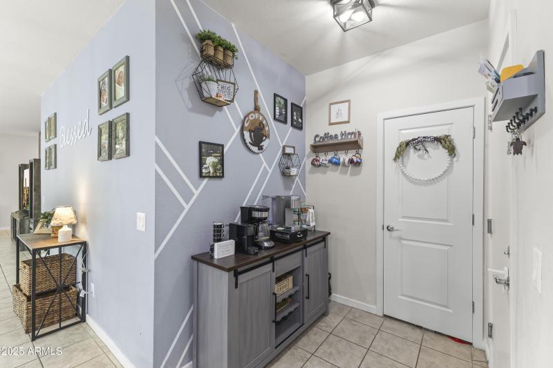 4098 w Coneflower Lane