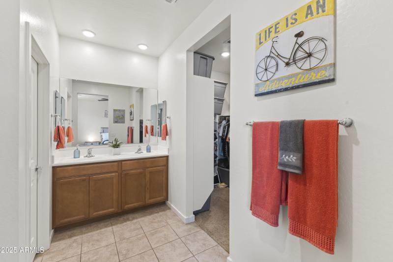 4098 w Coneflower Lane