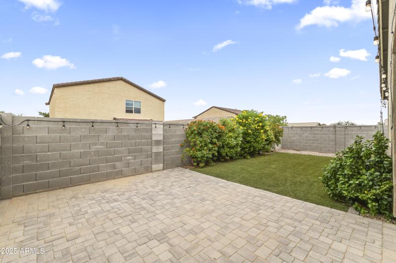 4098 w Coneflower Lane