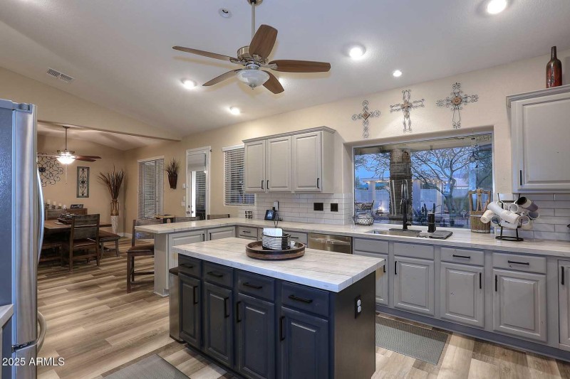 Night-Kitchen-Island