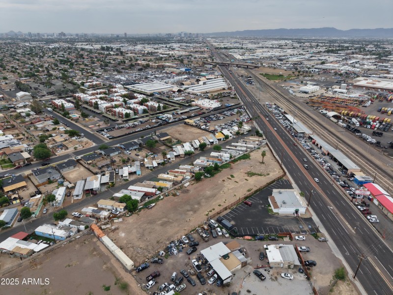 dji_fly_20251009_094204_0158_17600606751