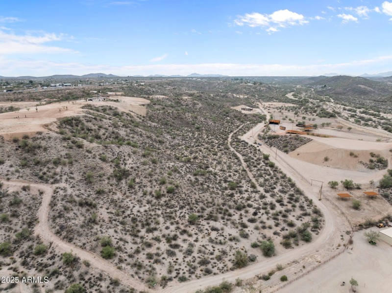 10-web-or-mls-DJI_20251009153459_0133_D