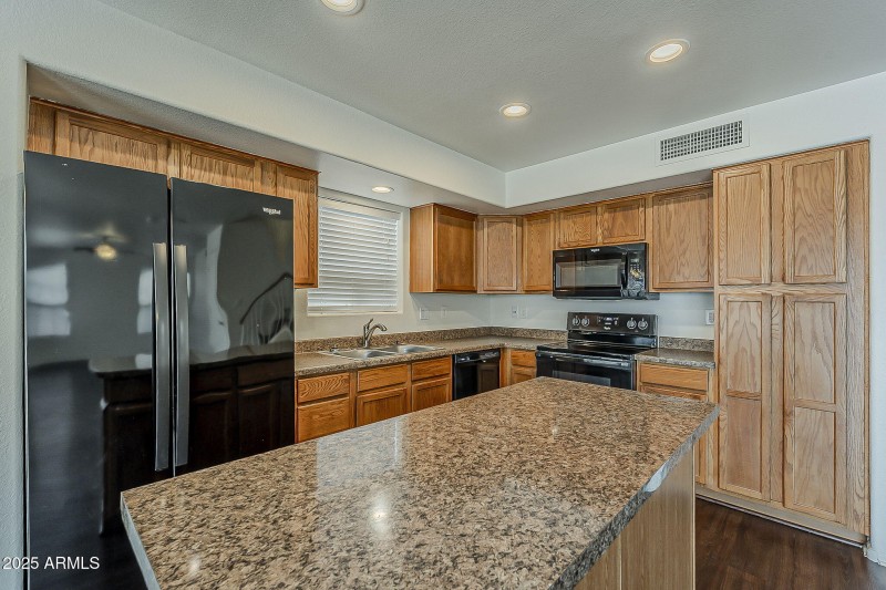 25-web-or-mls-Medlock-25