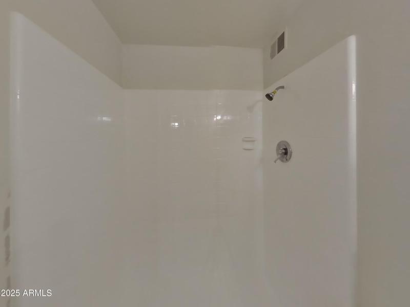 8_pc_qim9EGspEs_liOPRPlcVB_layout_0