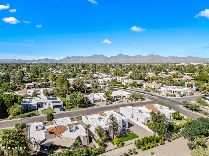 11-8313ETT-ocupix-SS