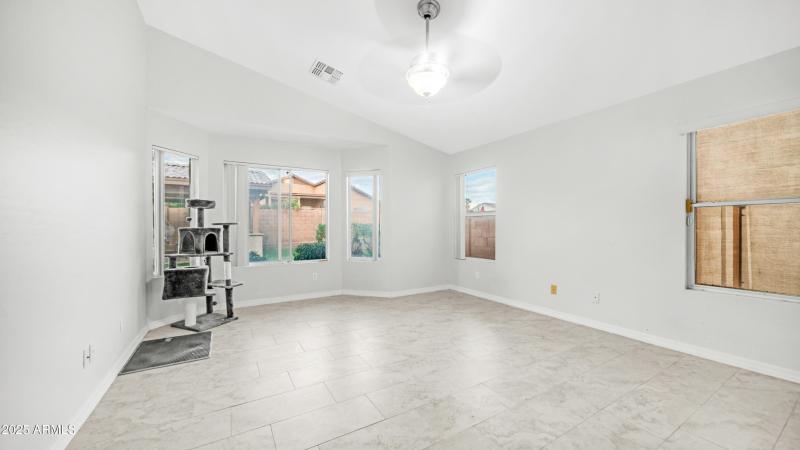 4448 E Redwood Ln (1)