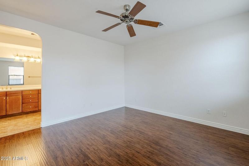 24-web-or-mls-Linda-24