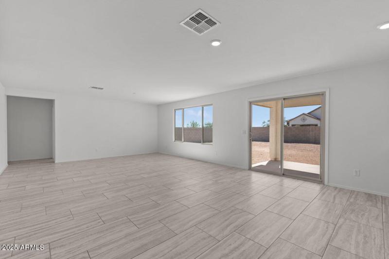 KBPHX_MIR_EntradadelOro-Lot29_8364_1-120