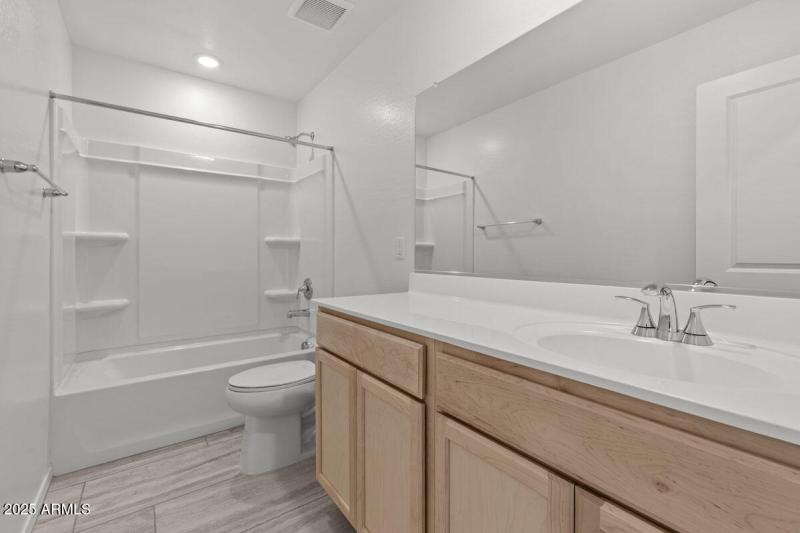 KBPHX_MIR_EntradadelOro-Lot29_8419-1200