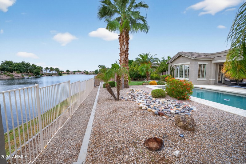 Private pool with views