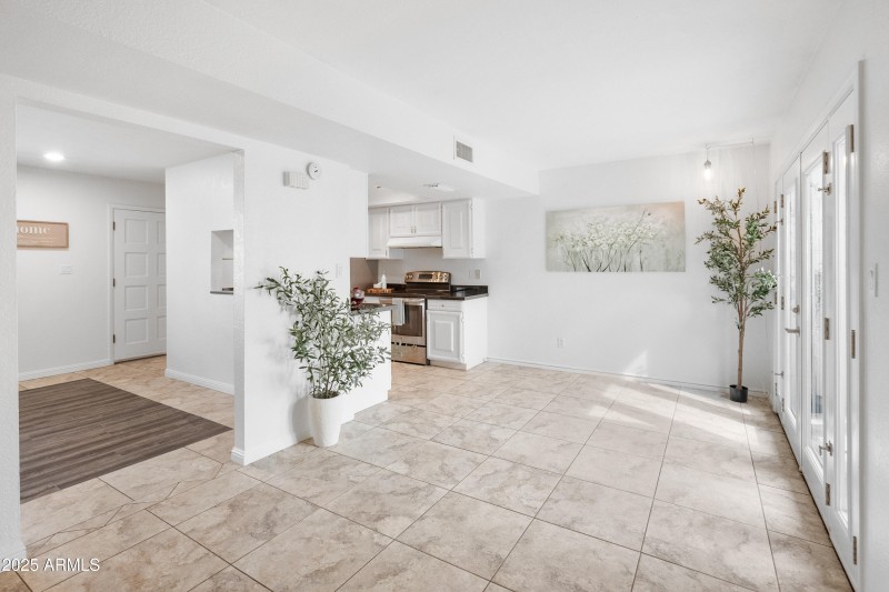 3928 N Granite Reef Rd-20