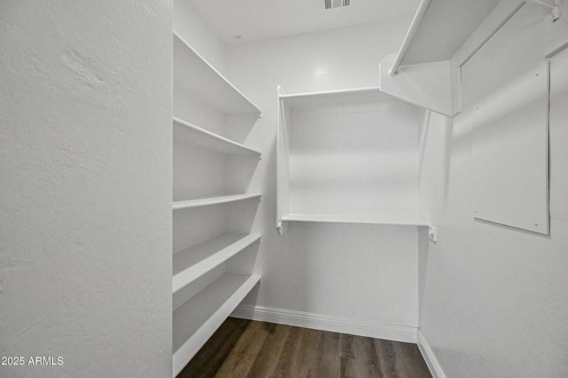 16-4608WMA1161-ocupix