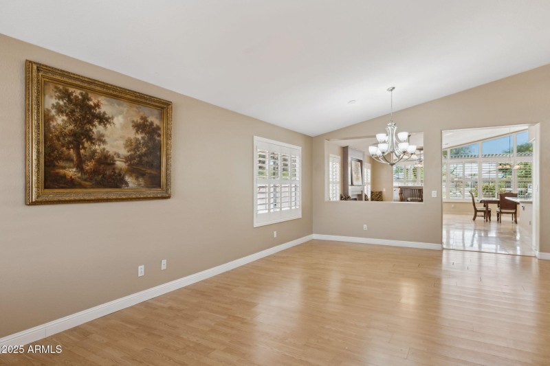 4-web-or-mls-19927-n-108th-ln - Copy (2)