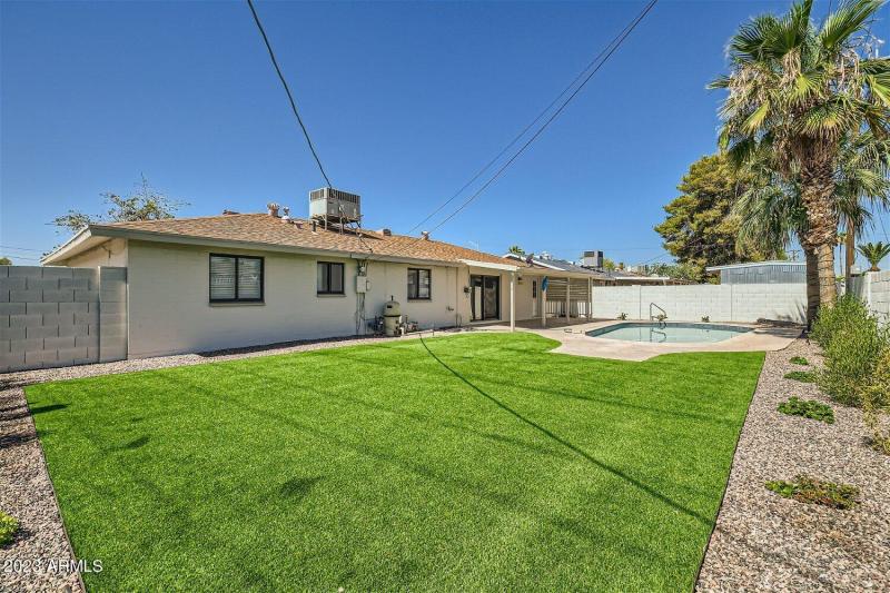 8356 E Palm Lane - Web Quality - 015 - 2