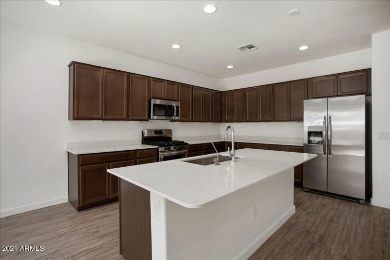 09-24973 North 172nd Drive 9