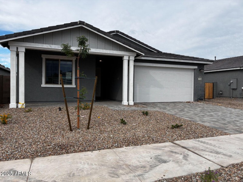 001 Front Exterior -Photoroom