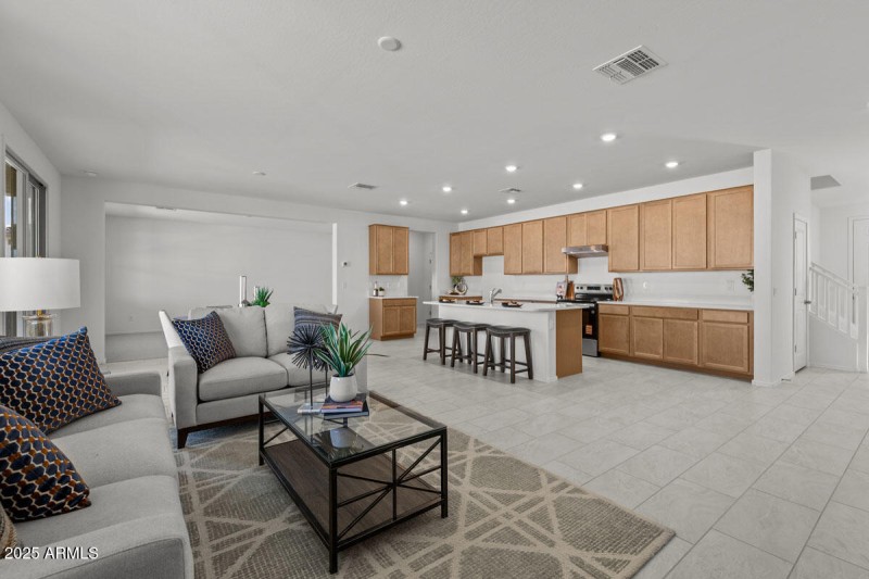 KBPHX_MIR_DesertOasis-Lot142_8724-1200