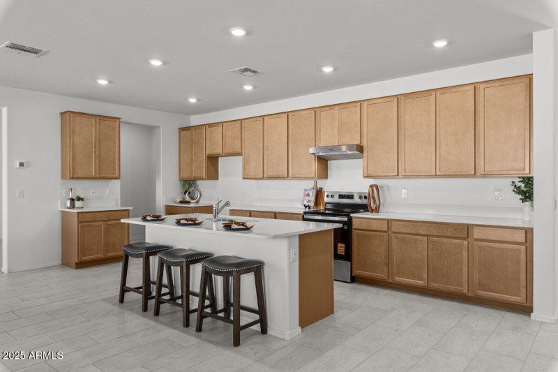 KBPHX_MIR_DesertOasis-Lot142_8741-1200