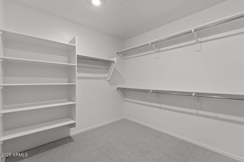 KBPHX_MIR_DesertOasis-Lot142_8832-1200