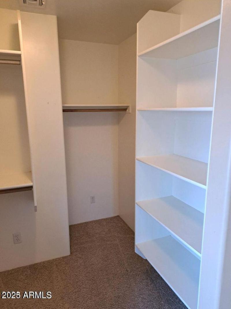 20230823190129389843000000-o