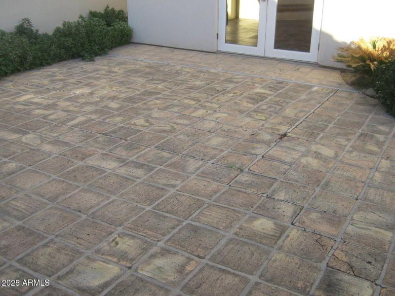 20230823002510910135000000-o