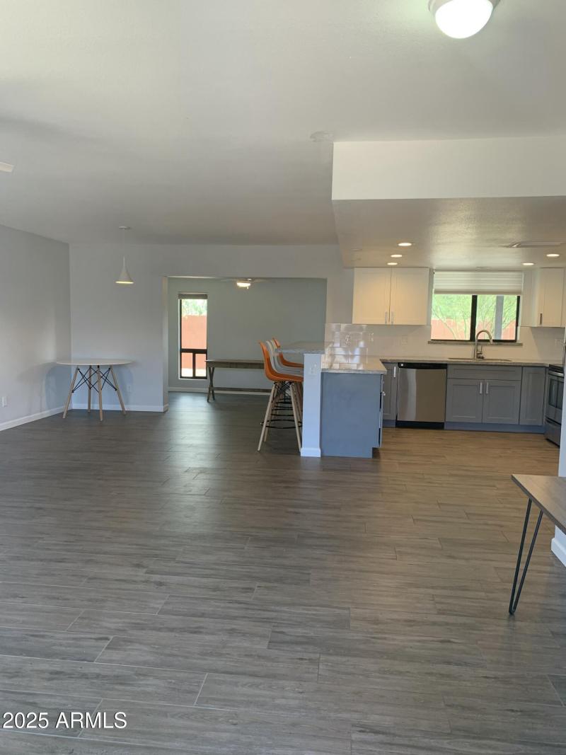 DDD918A2-F312-4DED-A8C5-971D4872E8F9