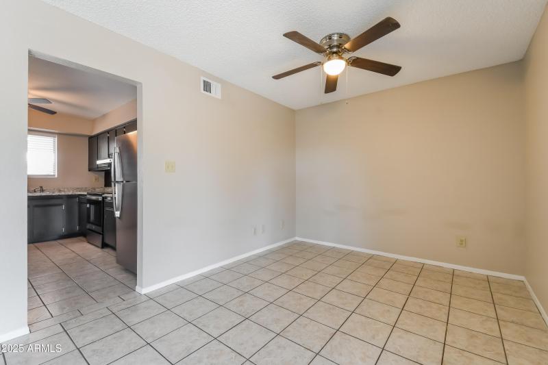 1022674.1101 W Campo Bello Drive - Livin