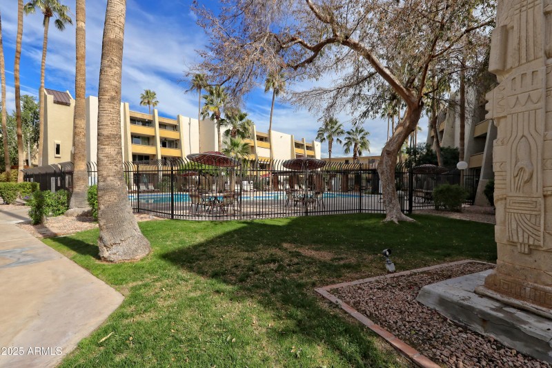 D22F3954-223B-40FC-84CC-D37B1502C2D3