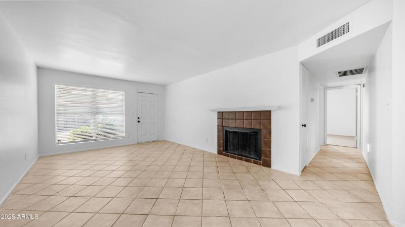 765 N Arrowhead (2)