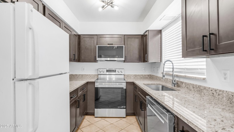 765 N Arrowhead (4)