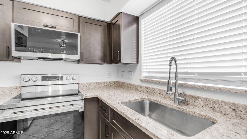 765 N Arrowhead (5)