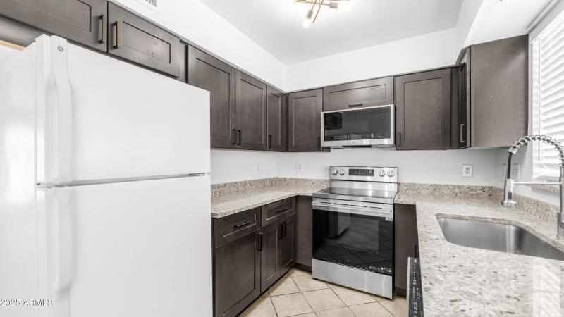 765 N Arrowhead (6)