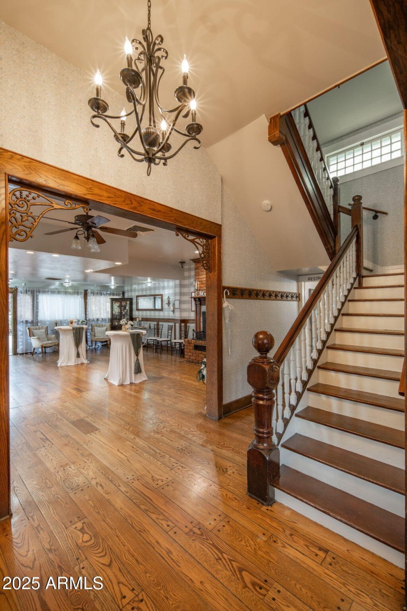 1-web-or-mls-2516-willow-creek-rd