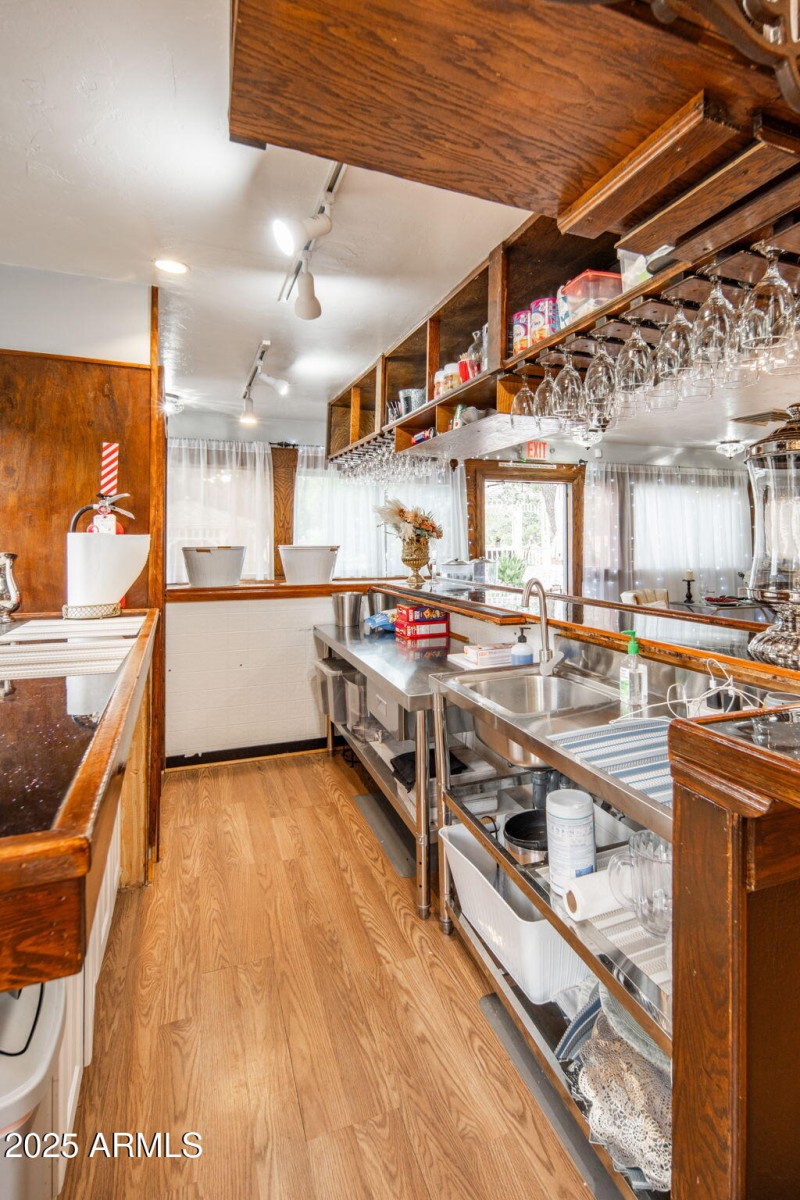 8-web-or-mls-2516-willow-creek-rd