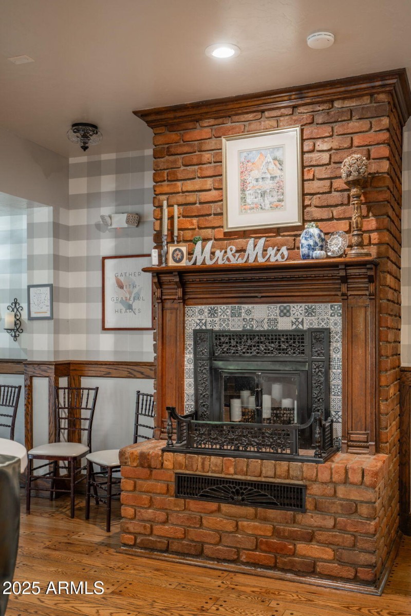 17-web-or-mls-2516-willow-creek-rd