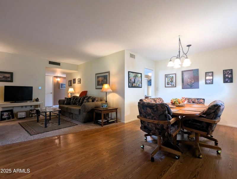 Living Room/Formal Dining