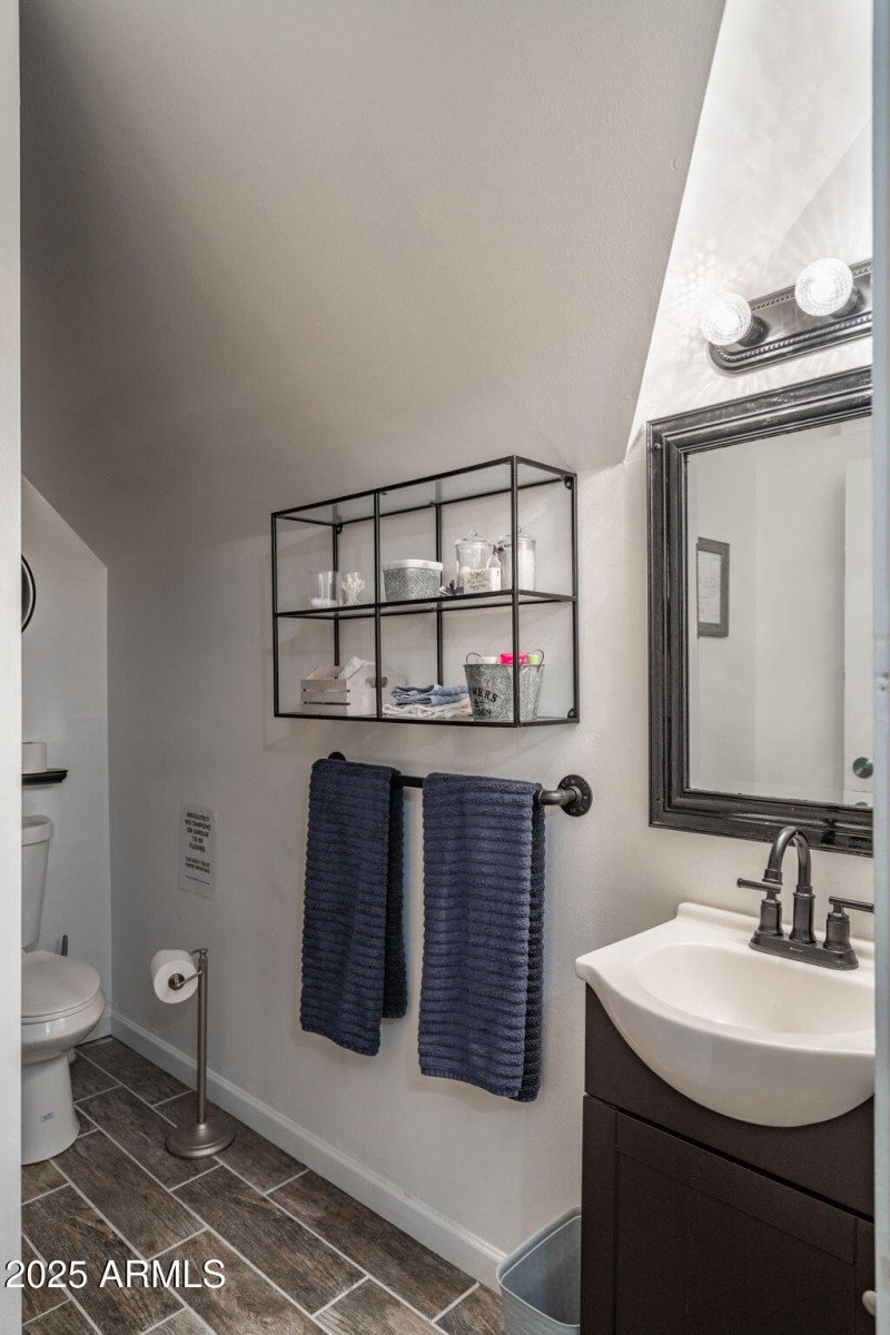 54-web-or-mls-2516-willow-creek-rd