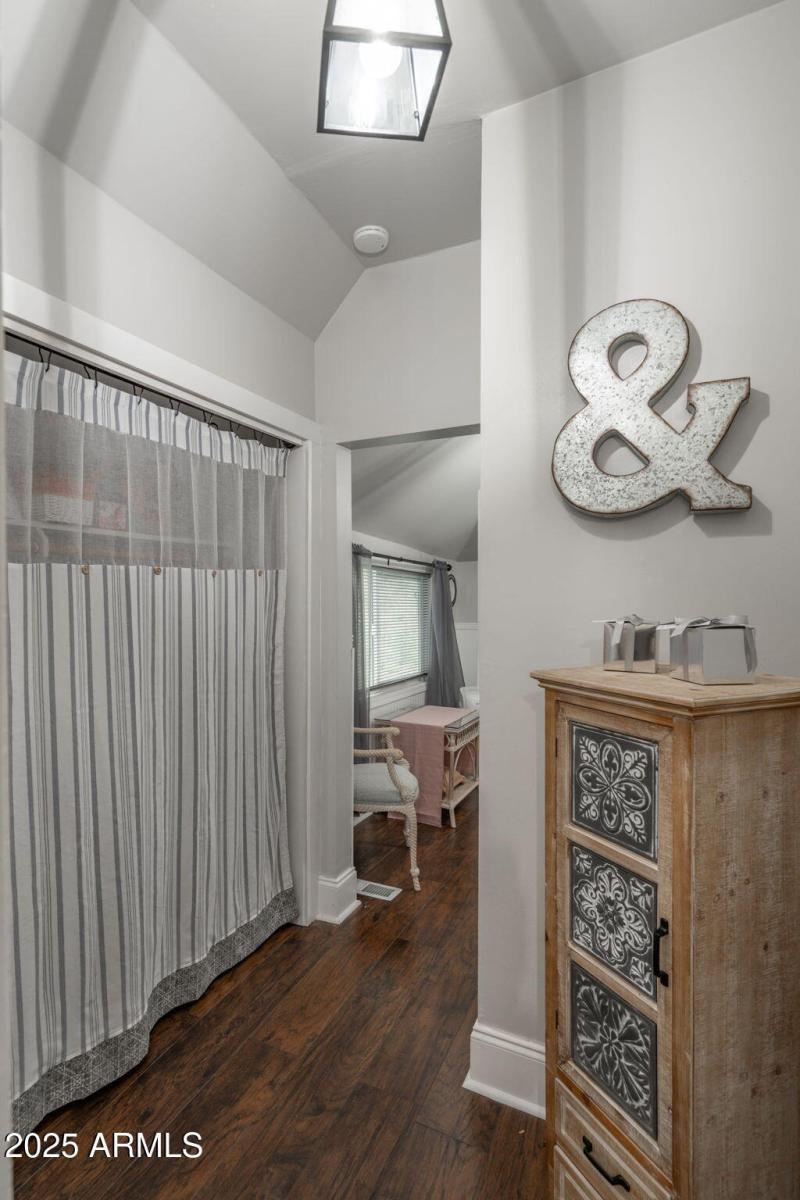 56-web-or-mls-2516-willow-creek-rd