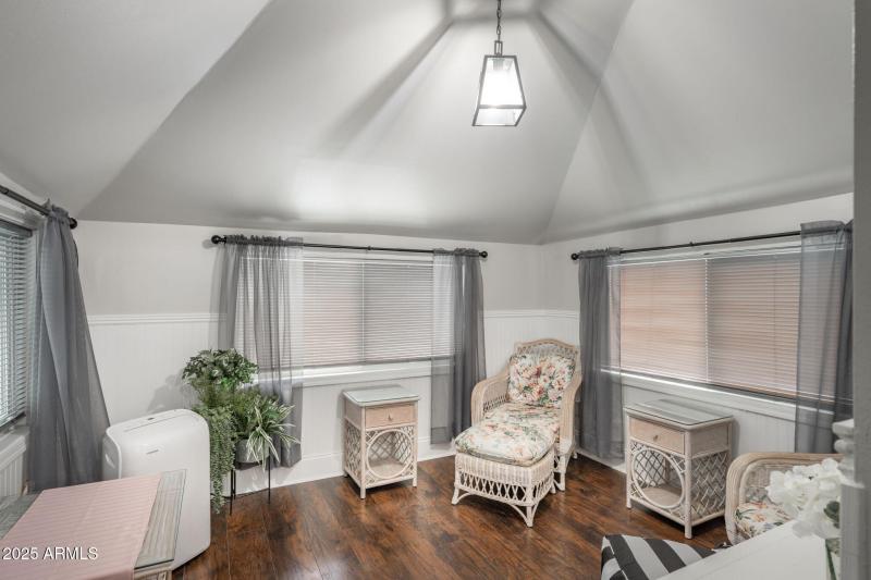 57-web-or-mls-2516-willow-creek-rd