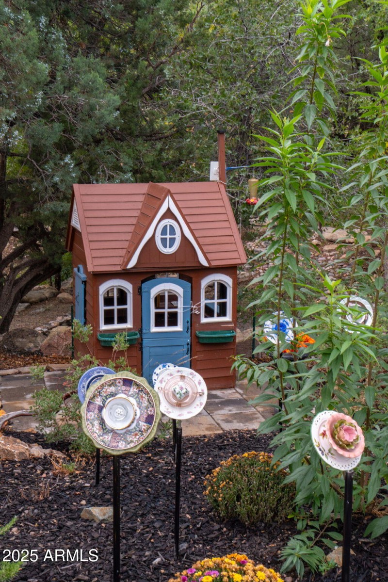 68-web-or-mls-2516-willow-creek-rd